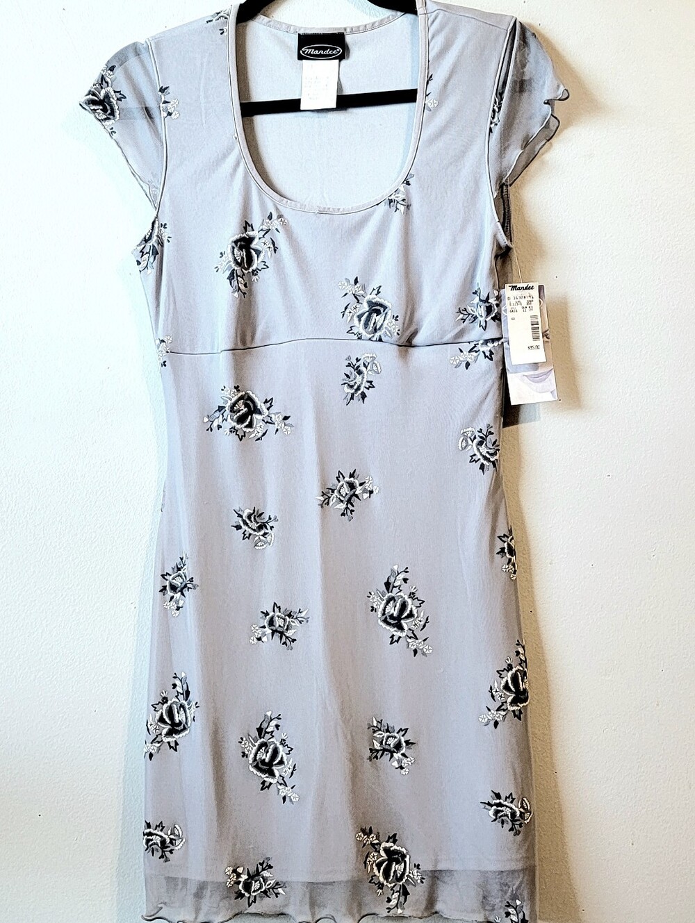NWT Vintage Gray Floral  Cap Sleeve Sun Dress